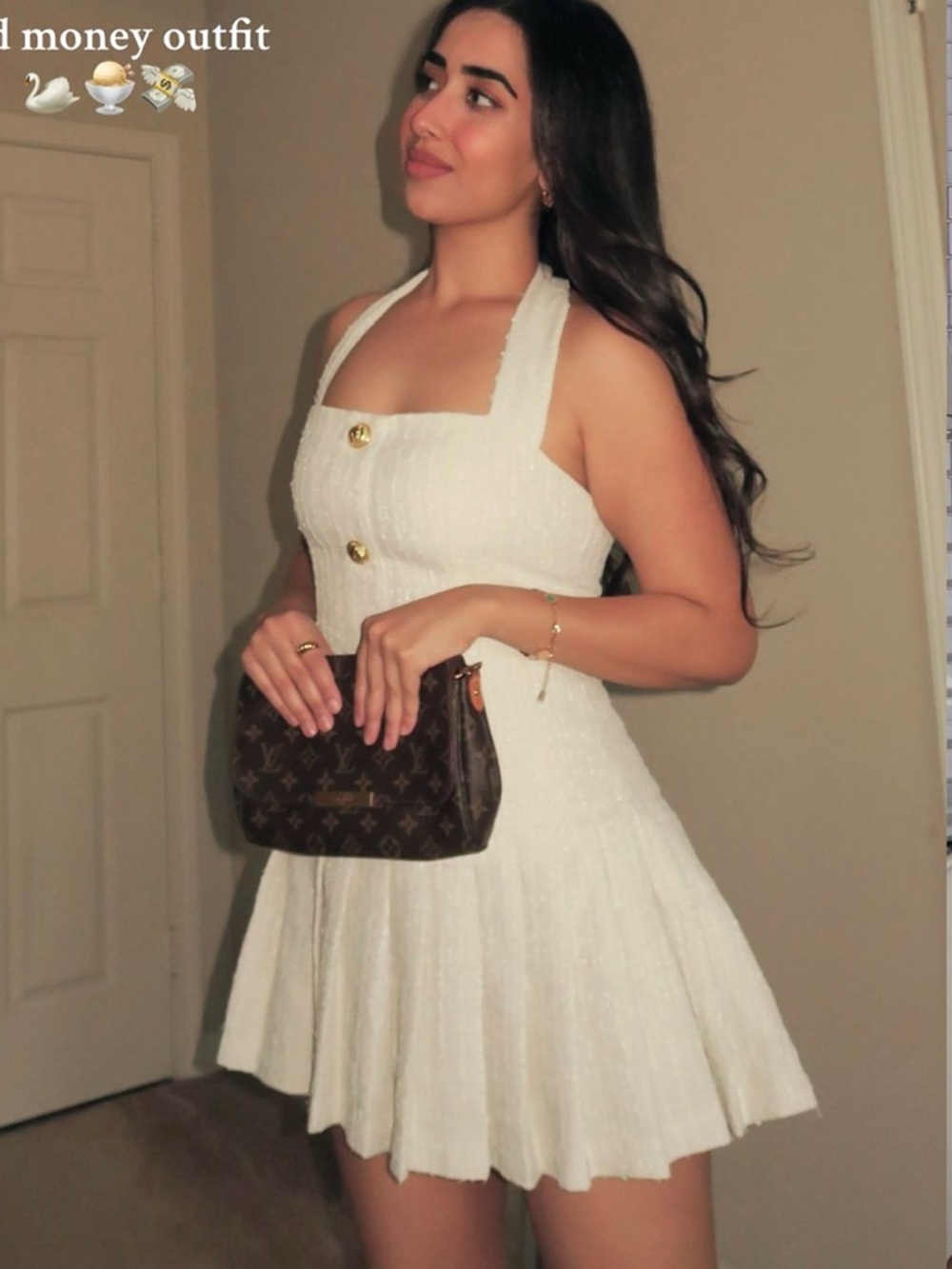 Heiress Pleated Halter Dress - Picture 10 of 10